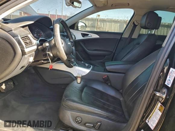 ✅ 2012 Audi A6 Premium Plus • VIN: WAUGGAFC8CN063482 • Lot: 92764915. Wystawiony na Copart z przebiegiem 176 429 mil. Bezpłatny archiwum sprzedaży aukcyjnych z USA i szczegółowy raport historii pojazdu na DreamBid. Zdjęcie 7.