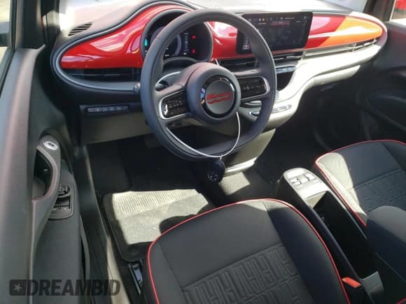 ✅ 2024 FIAT 500e INSPI(RED) • VIN: ZFAFFAA44RX204389 • Lot: 72464234. Listed on Copart with 612 mi. Free auction sales archive from the USA and detailed vehicle history report at DreamBid. Image 8.