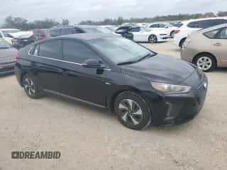 2017 Hyundai Ioniq SEL с VIN KMHC75LC6HU018983, выставлен на аукционе Copart как лот 79700194 с пробегом 87 137 миль миль и Списание • Salvage title. История ставок и продаж доступна на DreamBid. Изображение 4.