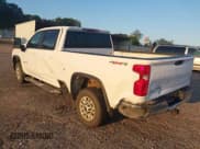 ✅ 2025 Chevrolet Silverado 2500HD LT • VIN: 2GC1KNEY0S1214570 • Lot: 43302687. Wystawiony na IAAI z przebiegiem 7 770 mil. Bezpłatny archiwum sprzedaży aukcyjnych z USA i szczegółowy raport historii pojazdu na DreamBid. Zdjęcie 3.