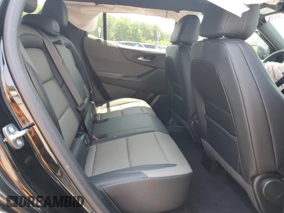 ✅ 2025 Chevrolet Equinox AWD LT • VIN: 3GNAXPEG6SL276419 • Lot: 60779655. Wystawiony na Copart z przebiegiem 2 823 mil. Bezpłatny archiwum sprzedaży aukcyjnych z USA i szczegółowy raport historii pojazdu na DreamBid. Zdjęcie 10.