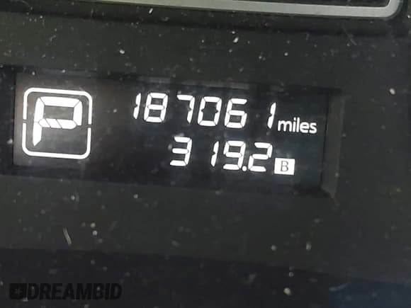 ✅ 2015 Nissan Pathfinder SL • VIN: 5N1AR2MM8FC639152 • Lot: 42234967. Wystawiony na IAAI z przebiegiem 187 061 mil. Bezpłatny archiwum sprzedaży aukcyjnych z USA i szczegółowy raport historii pojazdu na DreamBid. Zdjęcie 15.