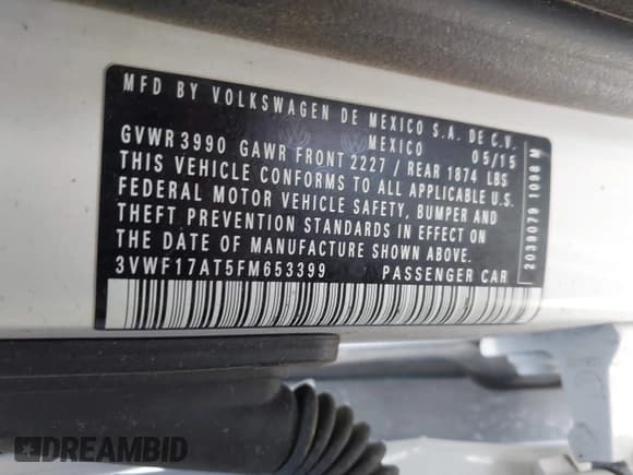 ✅ 2015 Volkswagen Beetle Fleet Edition • VIN: 3VWF17AT5FM653399 • Lot: 42303188. Listed on IAAI with Not provided. Free auction sales archive from the USA and detailed vehicle history report at DreamBid. Image 9.