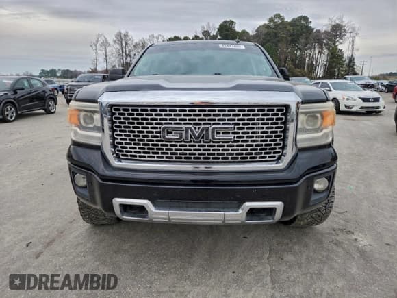 ✅ 2014 GMC Sierra 1500 Denali • VIN: 3GTU2WEC6EG318967 • Lot: 85441805. Listed on Copart with 160,360 mi. Free auction sales archive from the USA and detailed vehicle history report at DreamBid. Image 5.