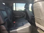 ✅ 2018 Chevrolet Suburban LT • VIN: 1GNSKHKC5JR363682 • Lot: 84354055. Wystawiony na Copart z przebiegiem 90 098 mil. Bezpłatny archiwum sprzedaży aukcyjnych z USA i szczegółowy raport historii pojazdu na DreamBid. Zdjęcie 11.