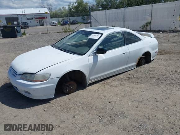 2001 Honda Accord EX с VIN 1HGCG22591A013582, выставлен на аукционе IAAI как лот 42402702 с пробегом 253 818 миль миль и . История ставок и продаж доступна на DreamBid. Изображение 2.