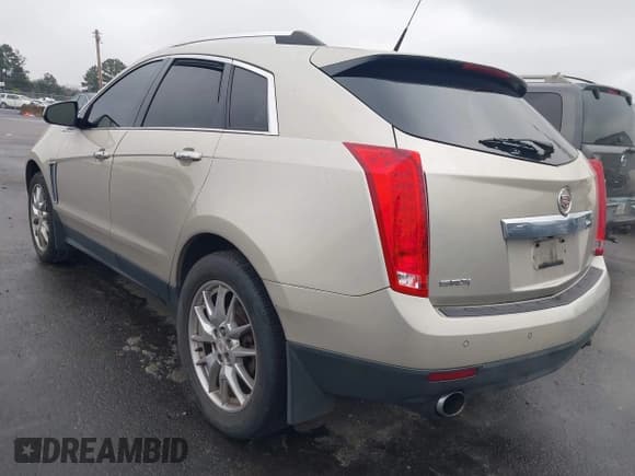 ✅ 2013 Cadillac SRX Premium Collection • VIN: 3GYFNEE38DS609566 • Лот: 43884327. Опубликован ранее на IAAI с пробегом 247 043 миль. Бесплатный доступ к архиву аукционных продаж из США и подробный отчёт об истории автомобиля на DreamBid. Изображение 3.