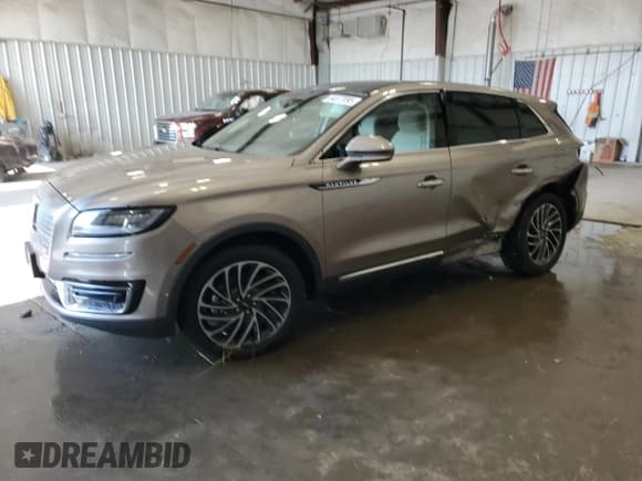 ✅ 2020 Lincoln Nautilus Reserve • VIN: 2LMPJ8KP2LBL30987 • Lot: 64677095. Wystawiony na Copart z przebiegiem 93 113 mil. Bezpłatny archiwum sprzedaży aukcyjnych z USA i szczegółowy raport historii pojazdu na DreamBid. Zdjęcie 1.