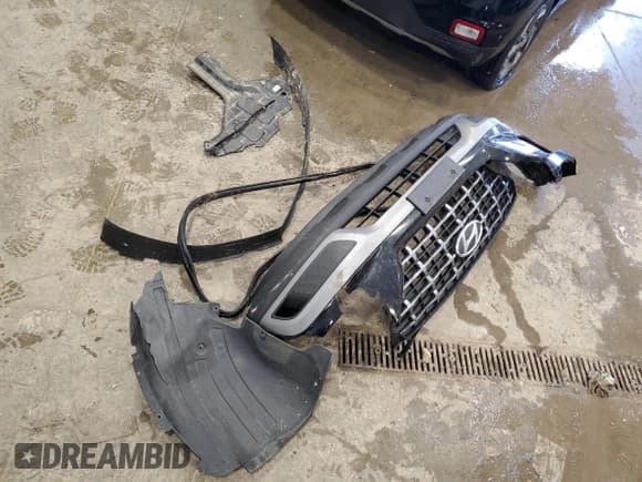 ✅ 2021 Hyundai Venue SEL • VIN: KMHRC8A34MU118147 • Lot: 85082684. Listed on Copart with 54,588 mi. Free auction sales archive from the USA and detailed vehicle history report at DreamBid. Image 12.