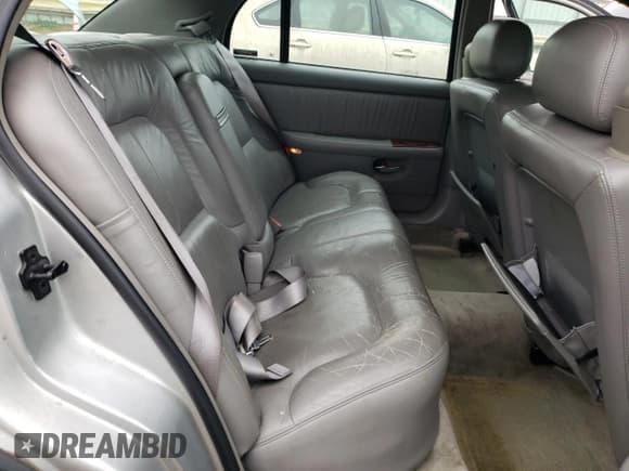 ✅ 2000 Buick Park Avenue • VIN: 1G4CW54K2Y4228005 • Лот: 68110975. Опубликован ранее на Copart с пробегом 242 704 миль. Бесплатный доступ к архиву аукционных продаж из США и подробный отчёт об истории автомобиля на DreamBid. Изображение 10.