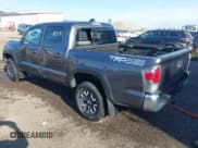 ✅ 2022 Toyota Tacoma TRD Off Road • VIN: 3TYCZ5AN9NT076433 • Lot: 43514637. Wystawiony na IAAI z przebiegiem 87 145 mil. Bezpłatny archiwum sprzedaży aukcyjnych z USA i szczegółowy raport historii pojazdu na DreamBid. Zdjęcie 3.