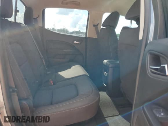 ✅ 2019 Chevrolet Colorado 2WD LT • VIN: 1GCGSCENXK1306568 • Лот: 71626554. Опубликован ранее на Copart с пробегом 68 043 миль. Бесплатный доступ к архиву аукционных продаж из США и подробный отчёт об истории автомобиля на DreamBid. Изображение 10.