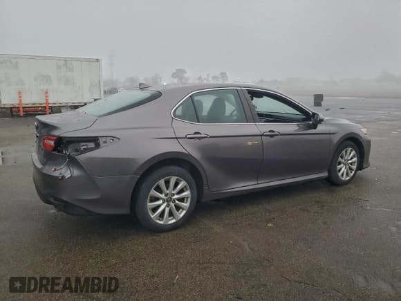 ✅ 2019 Toyota Camry SE • VIN: 4T1B11HK2KU816216 • Лот: 93293425. Опубликован ранее на Copart с пробегом 38 330 миль. Бесплатный доступ к архиву аукционных продаж из США и подробный отчёт об истории автомобиля на DreamBid. Изображение 3.