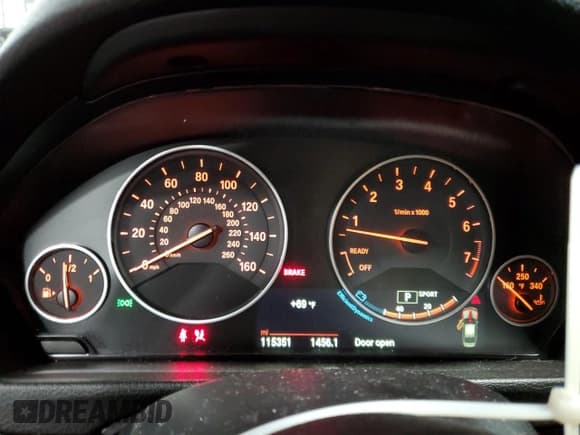 ✅ 2015 BMW 3 Series 328i xDrive • VIN: WBA3B3G51FNR87517 • Lot: 84065705. Listed on Copart with 115,351 mi. Free auction sales archive from the USA and detailed vehicle history report at DreamBid. Image 9.