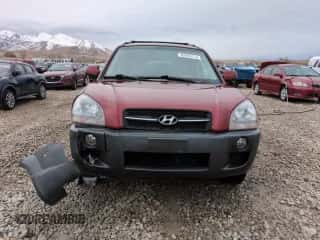 2008 Hyundai Tucson SE z VIN KM8JN12D48U770455, wystawiony jako Copart lot #82426114 z przebiegiem 73 490 mil mil oraz Szkoda całkowita • Salvage title. Historia ofert i sprzedaży dostępna na DreamBid. Obrazek 5.