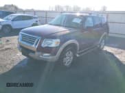✅ 2006 Ford Explorer Eddie Bauer • VIN: 1FMEU64876ZA09405 • Lot: 41198946. Wystawiony na IAAI z przebiegiem 219 980 mil. Bezpłatny archiwum sprzedaży aukcyjnych z USA i szczegółowy raport historii pojazdu na DreamBid. Zdjęcie 18.