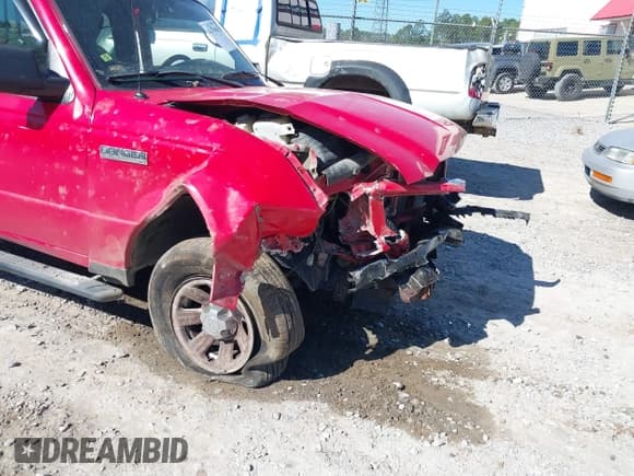 ✅ 2011 Ford Ranger XLT • VIN: 1FTKR4EE0BPA30622 • Lot: 41670960. Listed on IAAI with Not provided. Free auction sales archive from the USA and detailed vehicle history report at DreamBid. Image 6.
