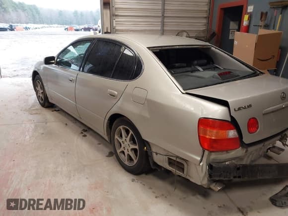 ✅ 2000 Lexus GS 400 • VIN: JT8BH68X9Y0024216 • Lot: 41541844. Wystawiony na IAAI z przebiegiem 271 990 mil. Bezpłatny archiwum sprzedaży aukcyjnych z USA i szczegółowy raport historii pojazdu na DreamBid. Zdjęcie 3.