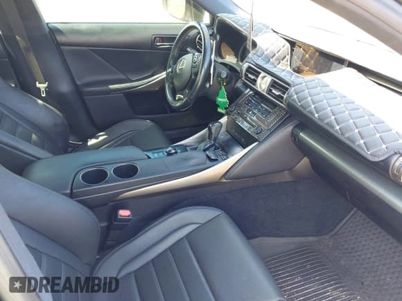 ✅ 2014 Lexus IS 250 • VIN: JTHCF1D27E5006237 • Лот: 43084642. Опубликован ранее на IAAI с пробегом 139 670 миль. Бесплатный доступ к архиву аукционных продаж из США и подробный отчёт об истории автомобиля на DreamBid. Изображение 5.