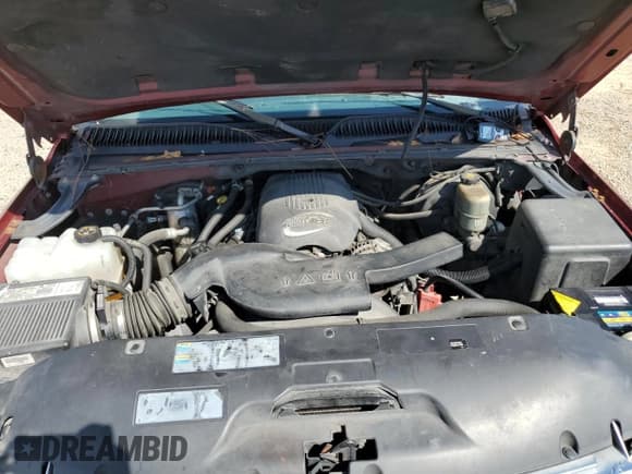 ✅ 2002 Chevrolet Suburban LT • VIN: 1GNFK16Z72J223947 • Lot: 81765905. Listed on Copart with Not provided. Free auction sales archive from the USA and detailed vehicle history report at DreamBid. Image 12.