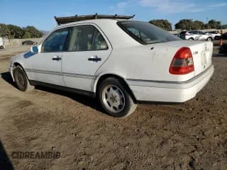 ✅ 1994 Mercedes-Benz C 230/260/280/320 • VIN: WDBHA28E6RF098536 • Lot: 77804734. Listed on Copart with 181,285 mi. Free auction sales archive from the USA and detailed vehicle history report at DreamBid. Image 2.