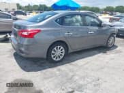 ✅ 2019 Nissan Sentra SV • VIN: 3N1AB7AP6KL608116 • Lot: 42962586. Wystawiony na IAAI z przebiegiem 81 023 mil. Bezpłatny archiwum sprzedaży aukcyjnych z USA i szczegółowy raport historii pojazdu na DreamBid. Zdjęcie 4.