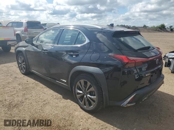 ✅ 2020 Lexus UX 250h F Sport • VIN: JTHR9JBH0L2031794 • Лот: 65289045. Опубликован ранее на Copart с пробегом 57 322 миль. Бесплатный доступ к архиву аукционных продаж из США и подробный отчёт об истории автомобиля на DreamBid. Изображение 2.
