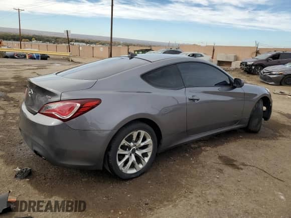 2014 Hyundai Genesis Coupe 2.0T z VIN KMHHT6KD4EU118710, wystawiony jako Copart lot #79562654 z przebiegiem 177 261 mil mil oraz Szkoda całkowita • Salvage title. Historia ofert i sprzedaży dostępna na DreamBid. Obrazek 3.