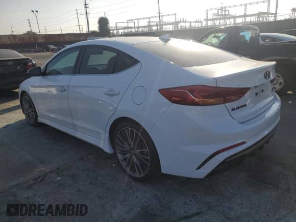 2018 Hyundai Elantra Sport с VIN KMHD04LB9JU704015, выставлен на аукционе Copart как лот 90088295 с пробегом Не указан миль и На запчасти • Non repairable. История ставок и продаж доступна на DreamBid. Изображение 2.