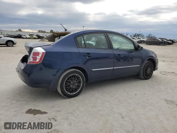 ✅ 2010 Nissan Sentra • VIN: 3N1AV6AP8AL706072 • Lot: 89112485. Listed on Copart with 213,597 mi. Free auction sales archive from the USA and detailed vehicle history report at DreamBid. Image 3.