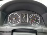 ✅ 2012 Volkswagen Tiguan LE • VIN: WVGAV7AXXCW005049 • Lot: 57818925. Listed on Copart with 137,850 mi. Free auction sales archive from the USA and detailed vehicle history report at DreamBid. Image 9.