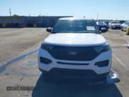 ✅ 2020 Ford Police Interceptor Utility • VIN: 1FM5K8AB1LGA84299 • Lot: 42228548. Wystawiony na IAAI z przebiegiem 41 935 mil. Bezpłatny archiwum sprzedaży aukcyjnych z USA i szczegółowy raport historii pojazdu na DreamBid. Zdjęcie 12.