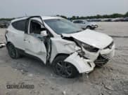 ✅ 2014 Hyundai Tucson SE • VIN: KM8JUCAG8EU876414 • Lot: 71701145. Wystawiony na Copart z przebiegiem 147 320 mil. Bezpłatny archiwum sprzedaży aukcyjnych z USA i szczegółowy raport historii pojazdu na DreamBid. Zdjęcie 4.