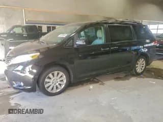 ✅ 2011 Toyota Sienna Limited • VIN: 5TDDK3DC7BS010588 • Лот: 94338555. Опубликован ранее на Copart с пробегом 176 591 миль. Бесплатный доступ к архиву аукционных продаж из США и подробный отчёт об истории автомобиля на DreamBid. Изображение 1.