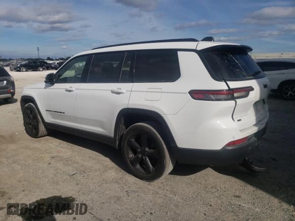 ✅ 2021 Jeep Grand Cherokee Altitude • VIN: 1C4RJJAG3M8136104 • Lot: 82991744. Listed on Copart with 72,040 mi. Free auction sales archive from the USA and detailed vehicle history report at DreamBid. Image 2.
