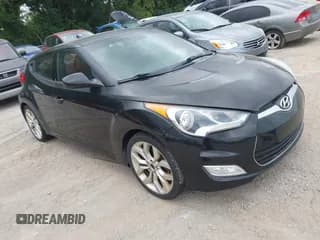 ✅ 2012 Hyundai Veloster w/Red Int • VIN: KMHTC6AD2CU076787 • Lot: 43056506. Wystawiony na IAAI z przebiegiem 143 077 mil. Bezpłatny archiwum sprzedaży aukcyjnych z USA i szczegółowy raport historii pojazdu na DreamBid. Zdjęcie 1.