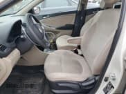 ✅ 2016 Hyundai Accent SE • VIN: KMHCT4AE5GU964999 • Лот: 79912644. Опубликован ранее на Copart с пробегом 210 627 миль. Бесплатный доступ к архиву аукционных продаж из США и подробный отчёт об истории автомобиля на DreamBid. Изображение 7.