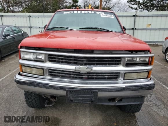 ✅ 1998 Chevrolet Silverado 1500 • VIN: 1GCEK19R8WE252131 • Lot: 49138455. Listed on Copart with 284,751 mi. Free auction sales archive from the USA and detailed vehicle history report at DreamBid. Image 5.