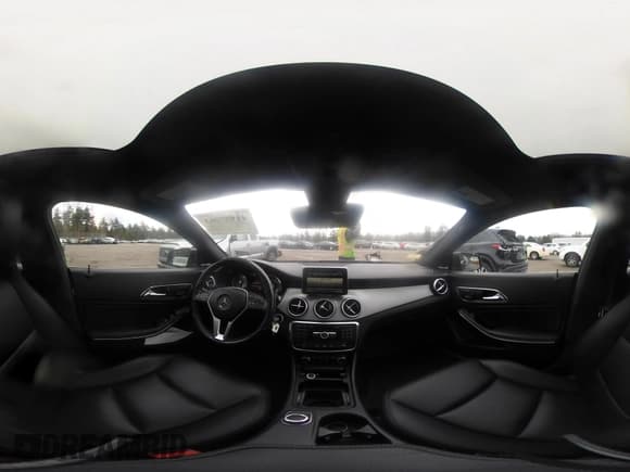 ✅ 2014 Mercedes-Benz CLA 250 • VIN: WDDSJ4EB6EN036315 • Lot: 41957063. Listed on IAAI with 61,394 mi. Free auction sales archive from the USA and detailed vehicle history report at DreamBid. Image 18.