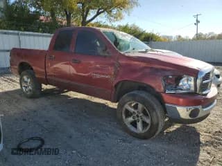 ✅ 2006 Dodge 1500 SLT • VIN: 1D7HU18256S653350 • Лот: 76660034. Опубликован ранее на Copart с пробегом 211 743 миль. Бесплатный доступ к архиву аукционных продаж из США и подробный отчёт об истории автомобиля на DreamBid. Изображение 4.