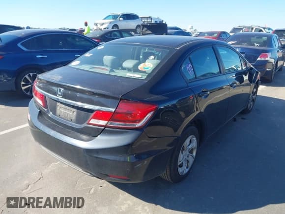 ✅ 2014 Honda Civic LX • VIN: 2HGFB2F59EH525937 • Lot: 43598619. Listed on IAAI with 174,026 mi. Free auction sales archive from the USA and detailed vehicle history report at DreamBid. Image 4.