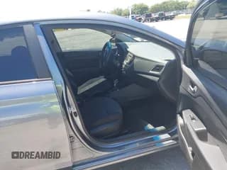 ✅ 2018 Hyundai Accent SE • VIN: 3KPC24A38JE028273 • Лот: 42031316. Опубликован ранее на IAAI с пробегом 98 555 миль. Бесплатный доступ к архиву аукционных продаж из США и подробный отчёт об истории автомобиля на DreamBid. Изображение 5.