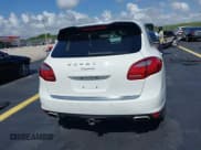 ✅ 2014 Porsche Cayenne • VIN: WP1AA2A20ELA02638 • Лот: 42349570. Опубликован ранее на IAAI с пробегом 113 355 миль. Бесплатный доступ к архиву аукционных продаж из США и подробный отчёт об истории автомобиля на DreamBid. Изображение 16.