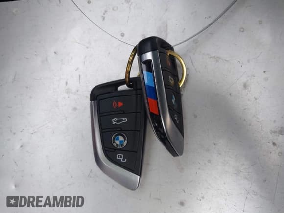 ✅ 2023 BMW X4 xDrive30i • VIN: 5UX33DT04P9P72478 • Lot: 43247289. Wystawiony na IAAI z przebiegiem 42 845 mil. Bezpłatny archiwum sprzedaży aukcyjnych z USA i szczegółowy raport historii pojazdu na DreamBid. Zdjęcie 11.