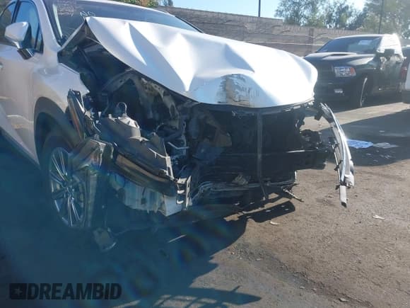 ✅ 2016 Lexus NX 200t • VIN: JTJYARBZ6G2043320 • Lot: 43072232. Wystawiony na IAAI z przebiegiem 81 614 mil. Bezpłatny archiwum sprzedaży aukcyjnych z USA i szczegółowy raport historii pojazdu na DreamBid. Zdjęcie 12.