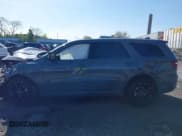 ✅ 2022 Dodge Durango R/T • VIN: 1C4SDHCT9NC217926 • Lot: 42145879. Wystawiony na IAAI z przebiegiem Nie podano. Bezpłatny archiwum sprzedaży aukcyjnych z USA i szczegółowy raport historii pojazdu na DreamBid. Zdjęcie 13.