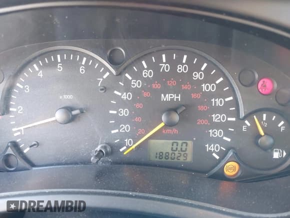 ✅ 2003 Ford Focus • VIN: 1FAHP34393W131102 • Lot: 41703826. Listed on IAAI with 188,029 mi. Free auction sales archive from the USA and detailed vehicle history report at DreamBid. Image 7.