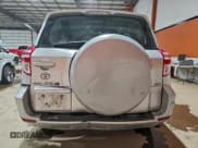 ✅ 2010 Toyota RAV4 • VIN: 2T3BF4DV8AW040991 • Лот: 94056085. Опубликован ранее на Copart с пробегом 138 550 миль. Бесплатный доступ к архиву аукционных продаж из США и подробный отчёт об истории автомобиля на DreamBid. Изображение 6.