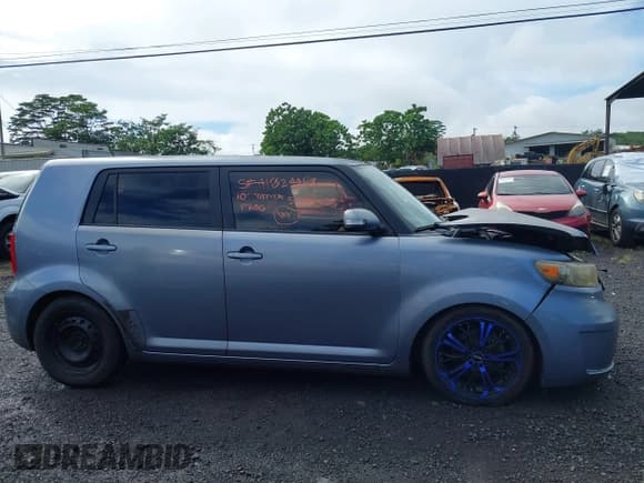 ✅ 2010 Scion xB • VIN: JTLZE4FE8A1104786 • Lot: 41324468. Wystawiony na IAAI z przebiegiem 160 605 mil. Bezpłatny archiwum sprzedaży aukcyjnych z USA i szczegółowy raport historii pojazdu na DreamBid. Zdjęcie 13.