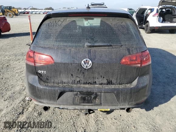 ✅ 2015 Volkswagen Golf GTI S • VIN: 3VWYT7AU6FM100322 • Lot: 82623035. Wystawiony na Copart z przebiegiem 140 653 mil. Bezpłatny archiwum sprzedaży aukcyjnych z USA i szczegółowy raport historii pojazdu na DreamBid. Zdjęcie 6.